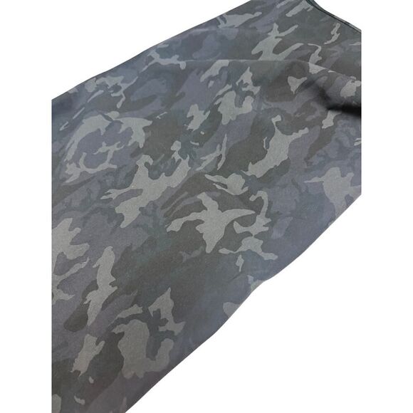 Lululemon Vinyasa Dark Camo Scarf O/S - Picture 6 of 6